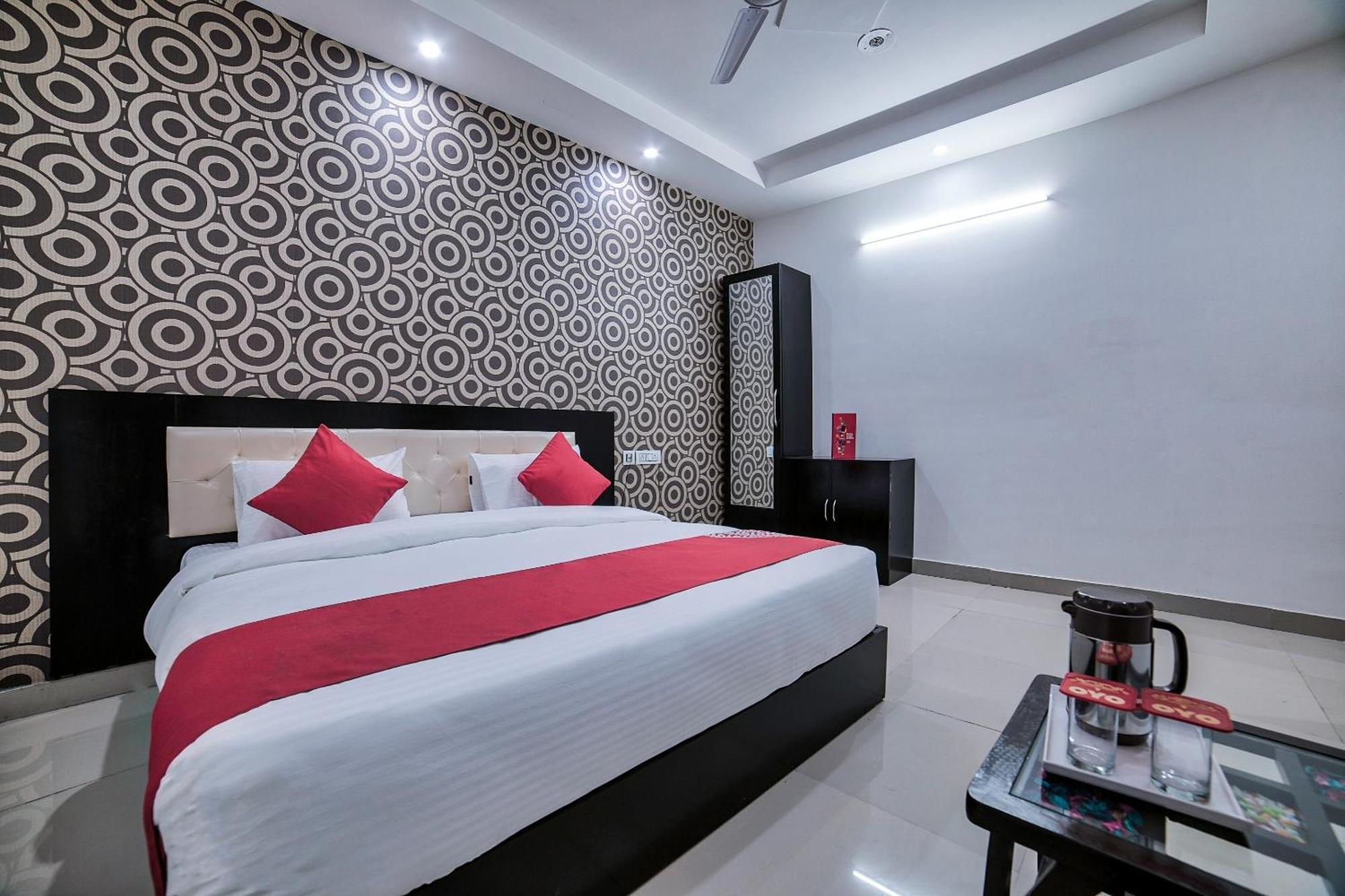 Hotel O Crown Residency Faridabad Eksteriør bilde